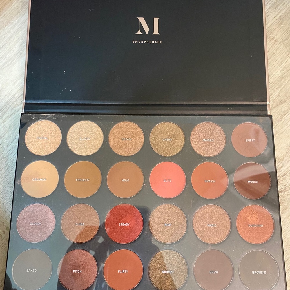 Morphe 24G Grand Glam Artistry Palette